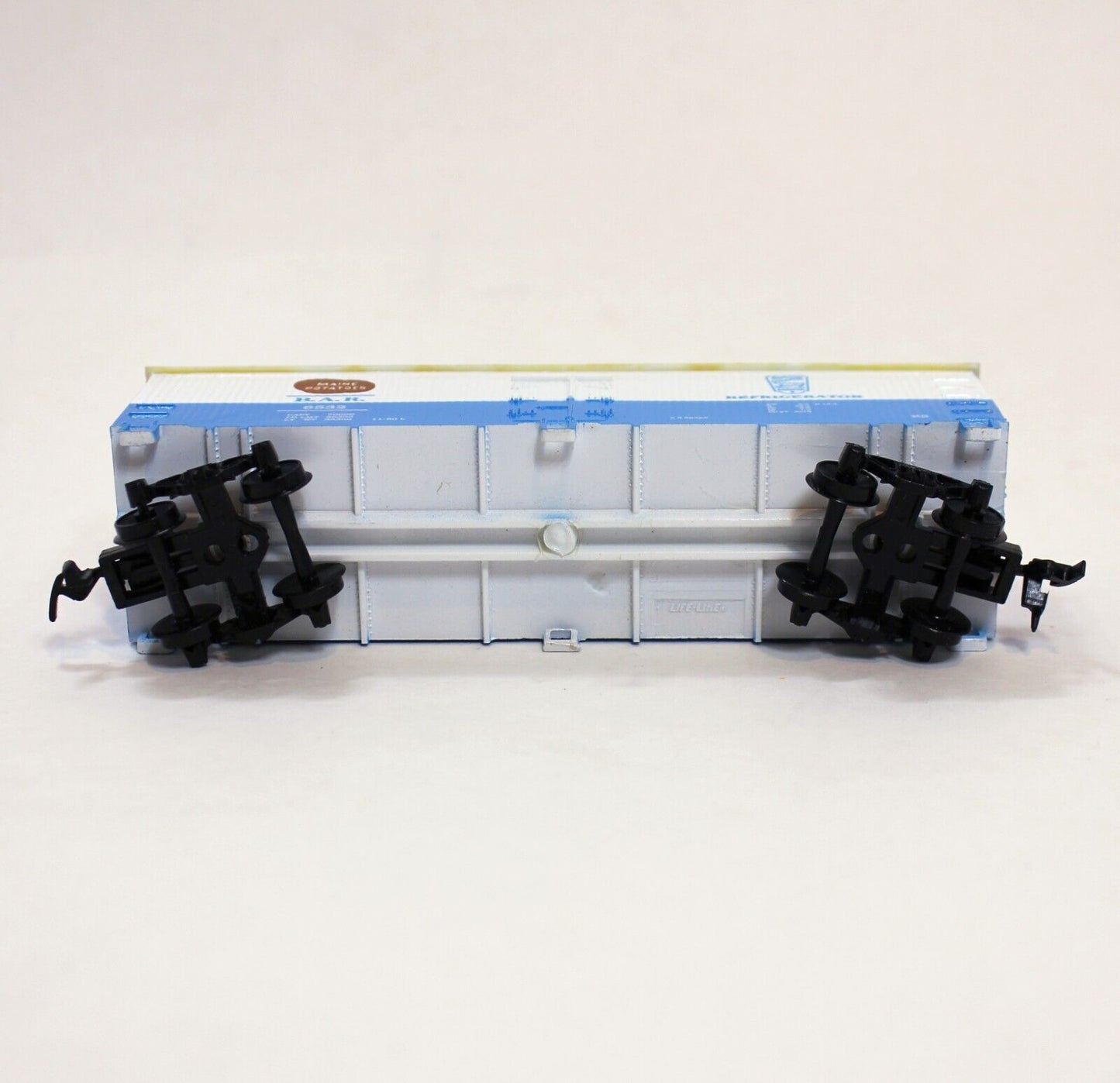 Life Like Train Reefer 8515 - Refrigerated Box Maine Potatoes HO Scale Pre built
