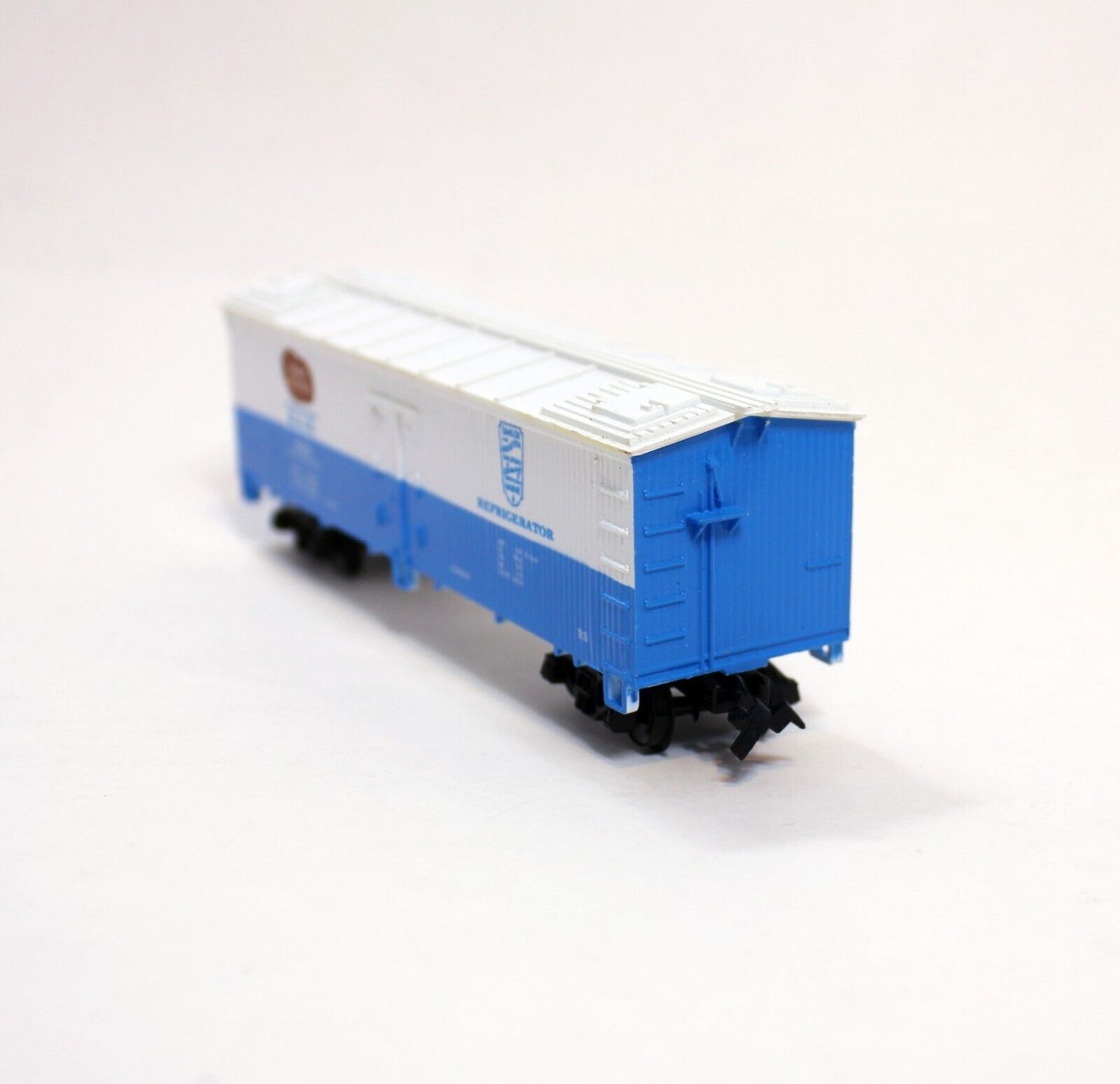Life Like Train Reefer 8515 - Refrigerated Box Maine Potatoes HO Scale Pre built