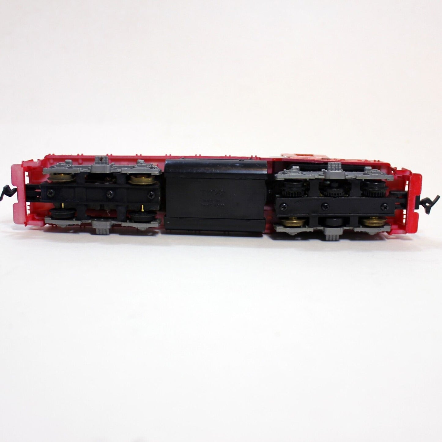 TYCO Santa Fe GP-20 Diesel #5628 Locomotive HO Scale Train - Tested