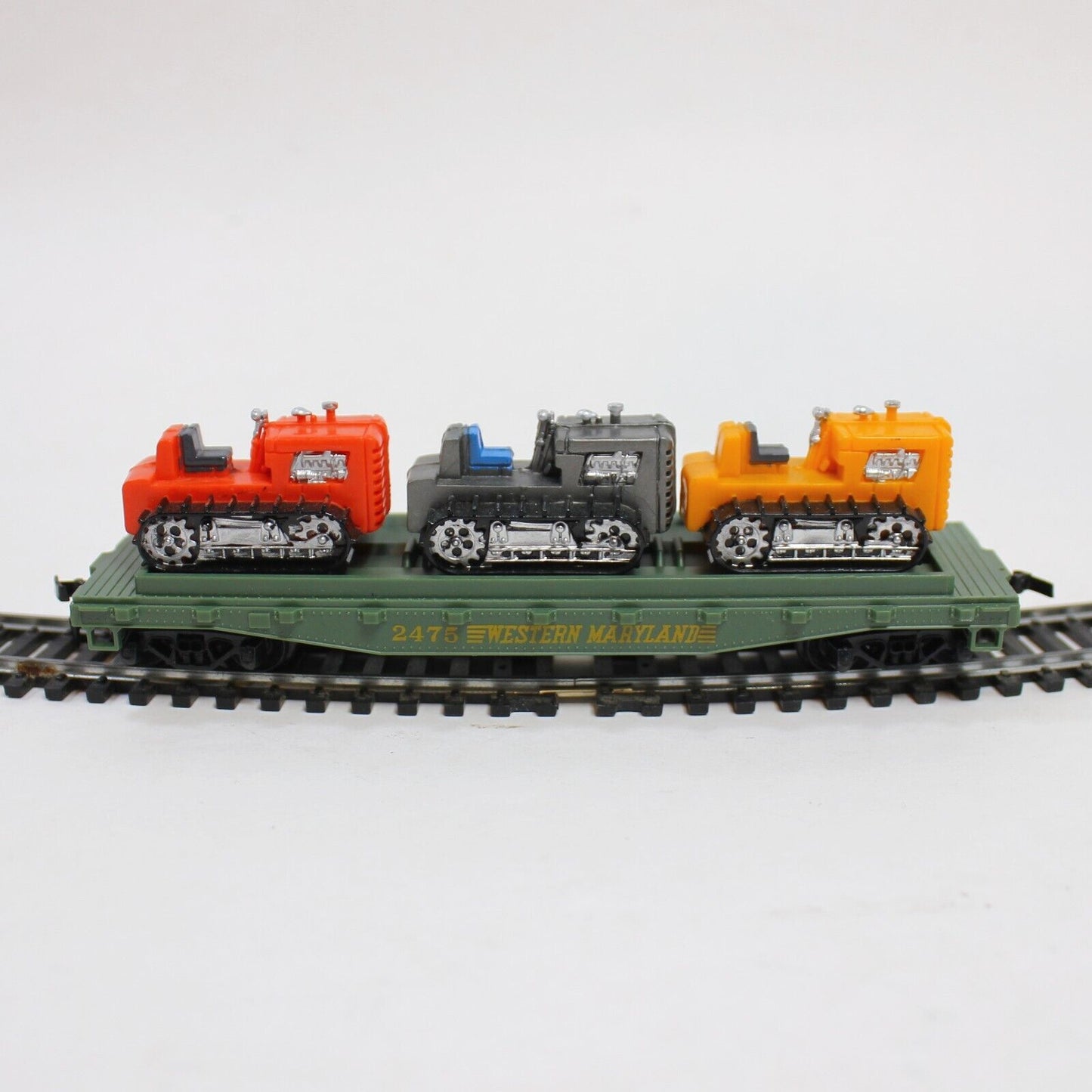 Tyco Skid Flat w/3 Tractors Western Maryland 351A:300 HO Scale Train - In Box