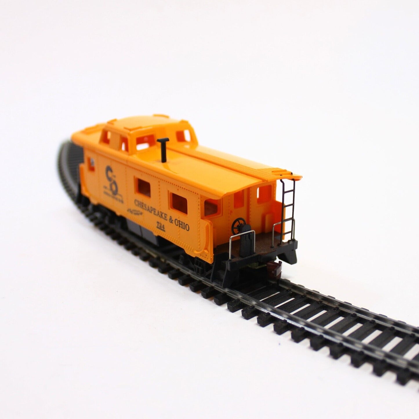 Chesapeake & Ohio #724 Caboose HO Scale Train Model - Loose
