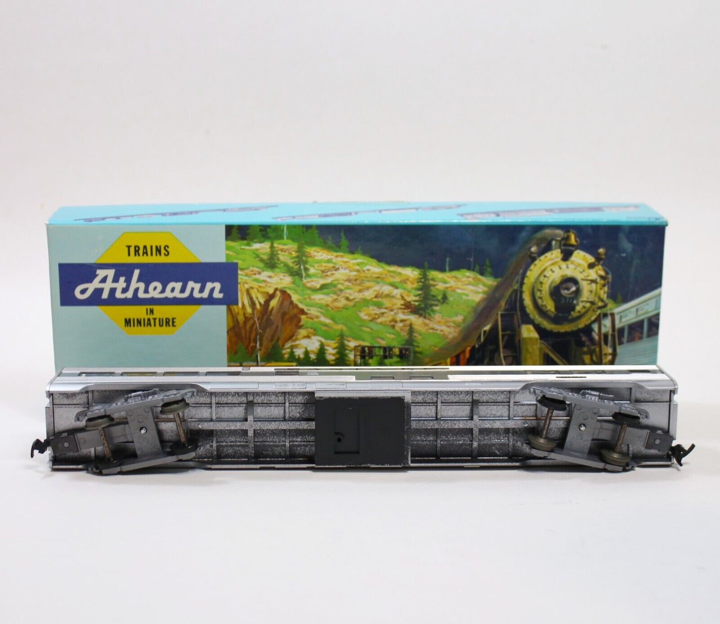 Athearn Train 1821 Santa Fe Streamline Vista Dome #500 HO Scale-Pre built