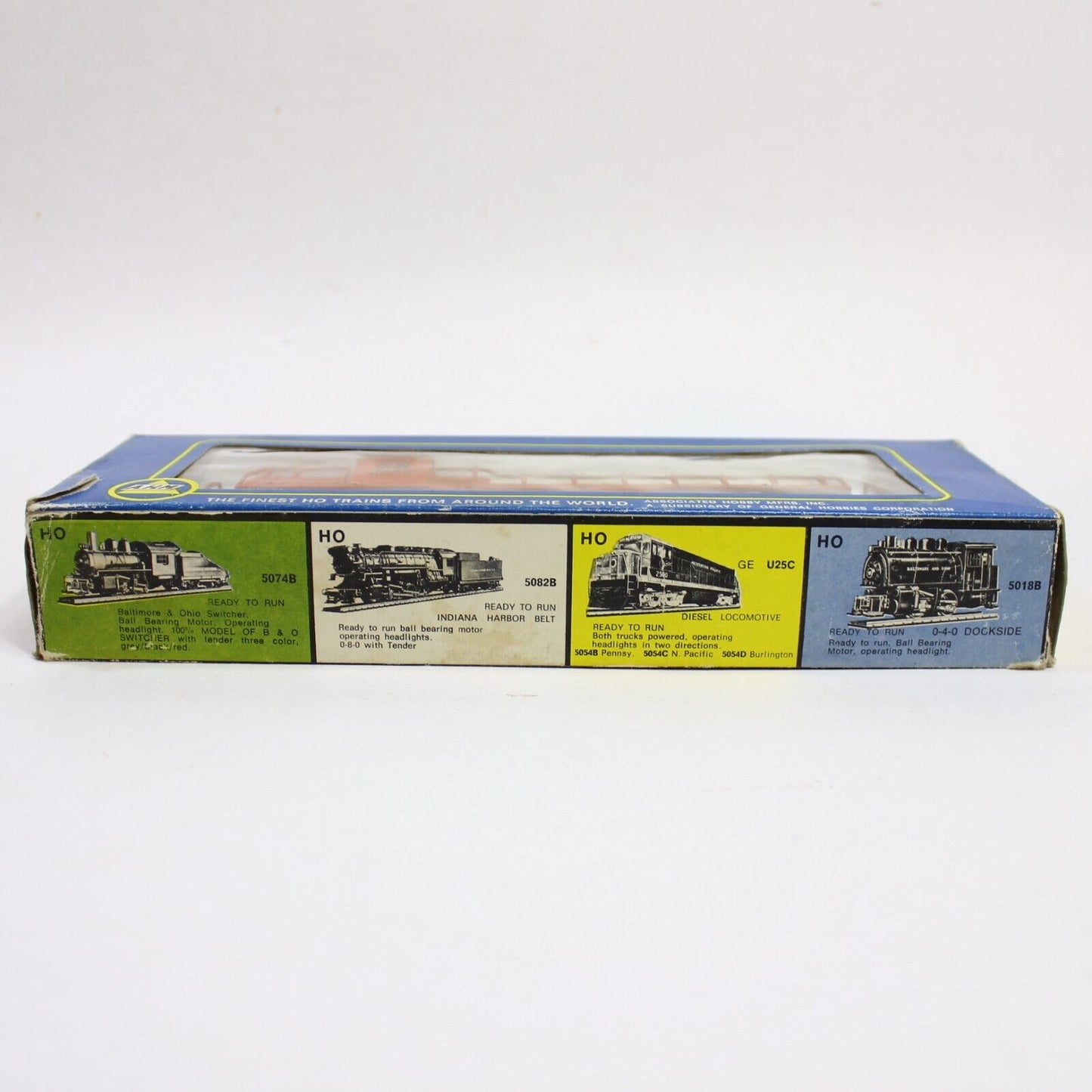 AHM Illinois Central GP-18 Powered Diesel Locomotive HO Scale Train - In Box