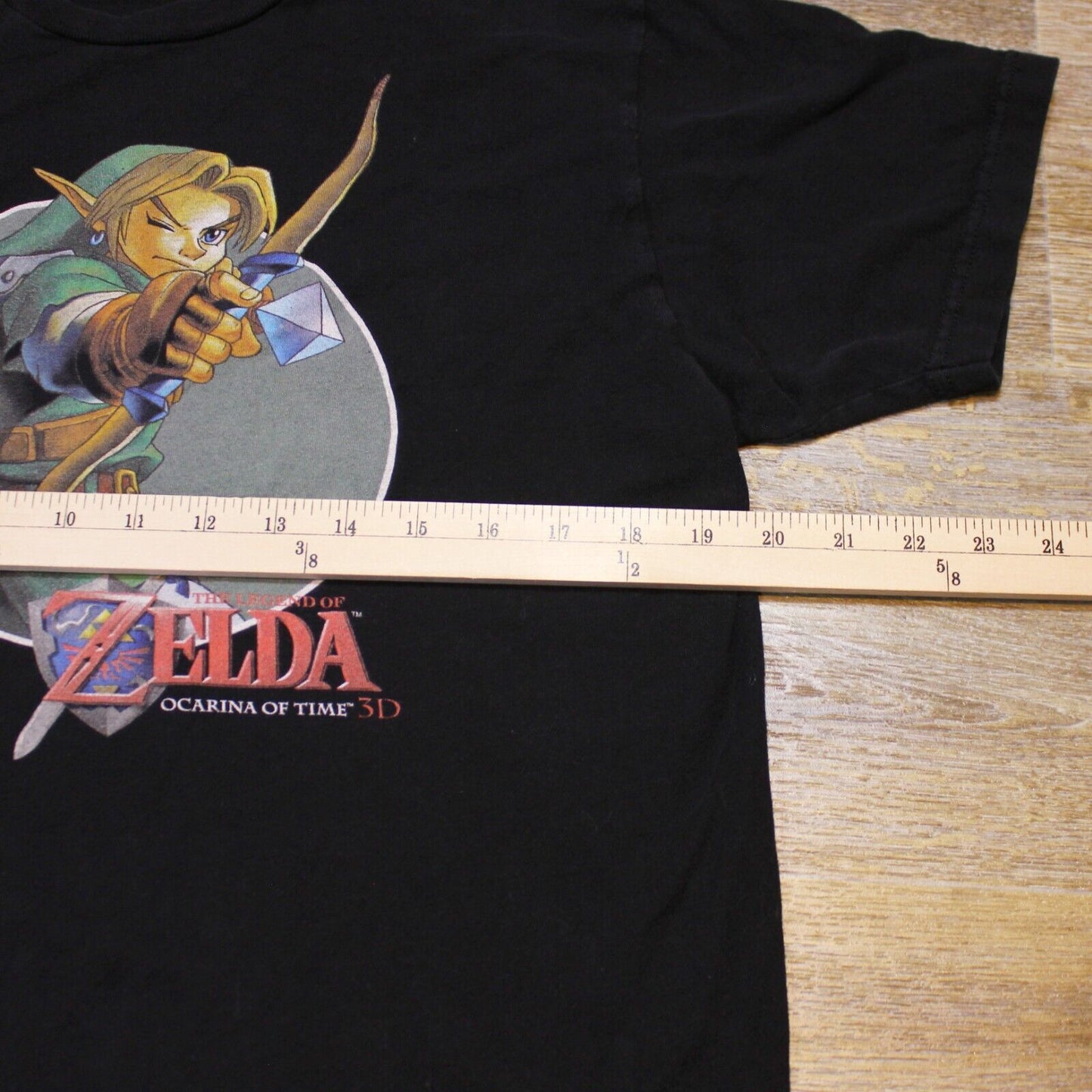 The Legend of Zelda Ocarina of Time 3D Official Nintendo T-Shirt - Men's Medium