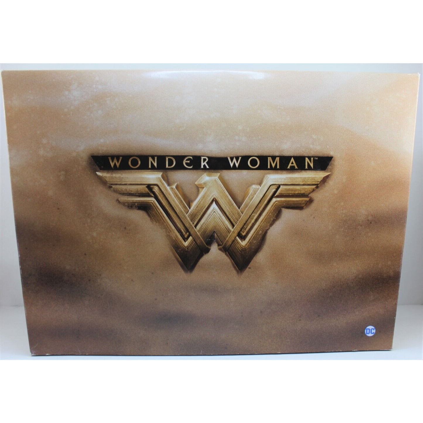 Barbie Wonder Woman Paradise Island Giftset with Diana & Steve Trevor Scene