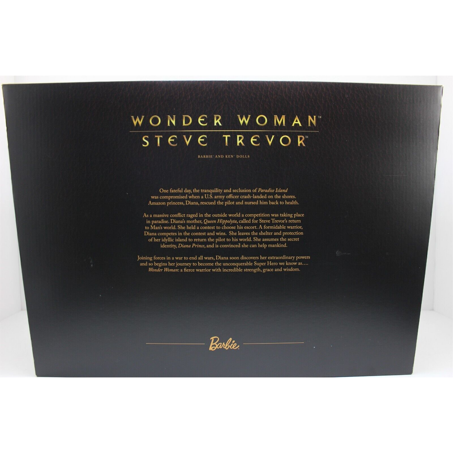 Barbie Wonder Woman Paradise Island Giftset with Diana & Steve Trevor Scene