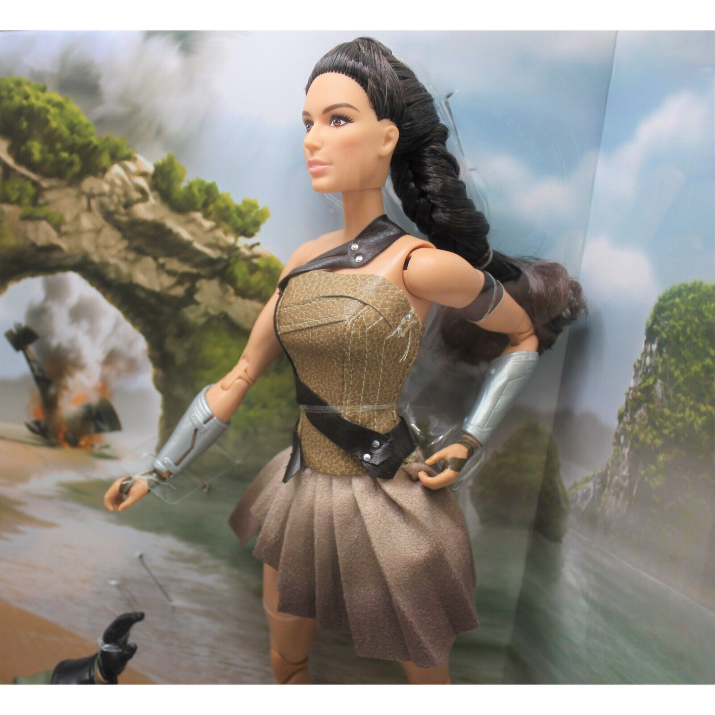 Barbie Wonder Woman Paradise Island Giftset with Diana & Steve Trevor Scene