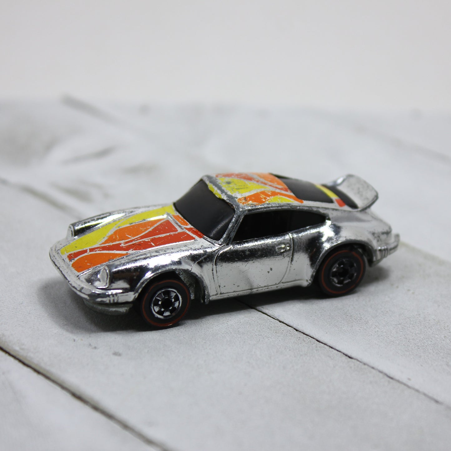 Mattel Hot Wheels Redline 1974 Porshe-911 Super Chrome