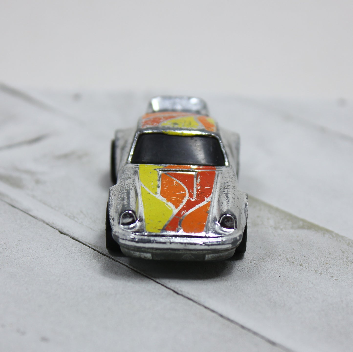 Mattel Hot Wheels Redline 1974 Porshe-911 Super Chrome