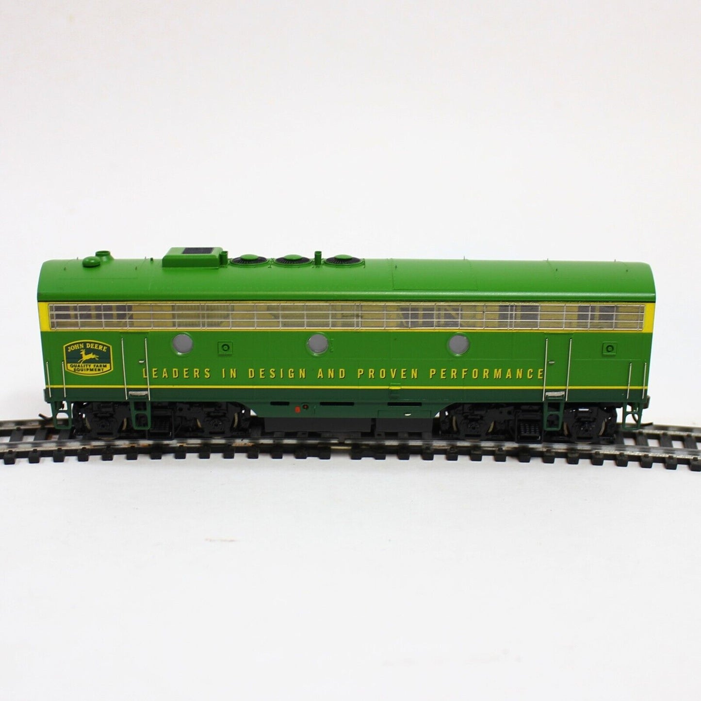 Athearn Genesis John Deere Precision HO Scale Locomotive -In Box Complete