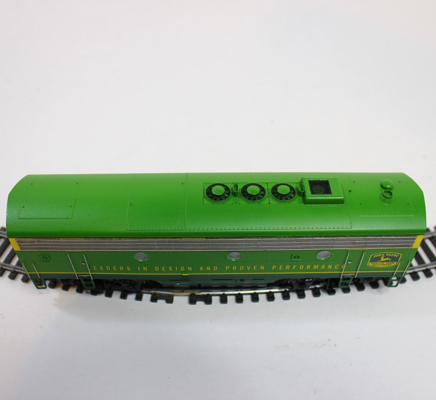 Athearn Genesis John Deere Precision HO Scale Locomotive -In Box Complete