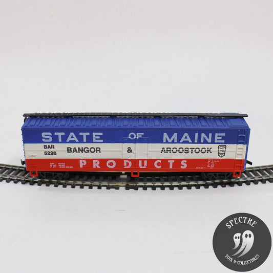 Mehano State of Maine Bangor & Aroostook Product Bar 5226 HO Scale Train-In Box