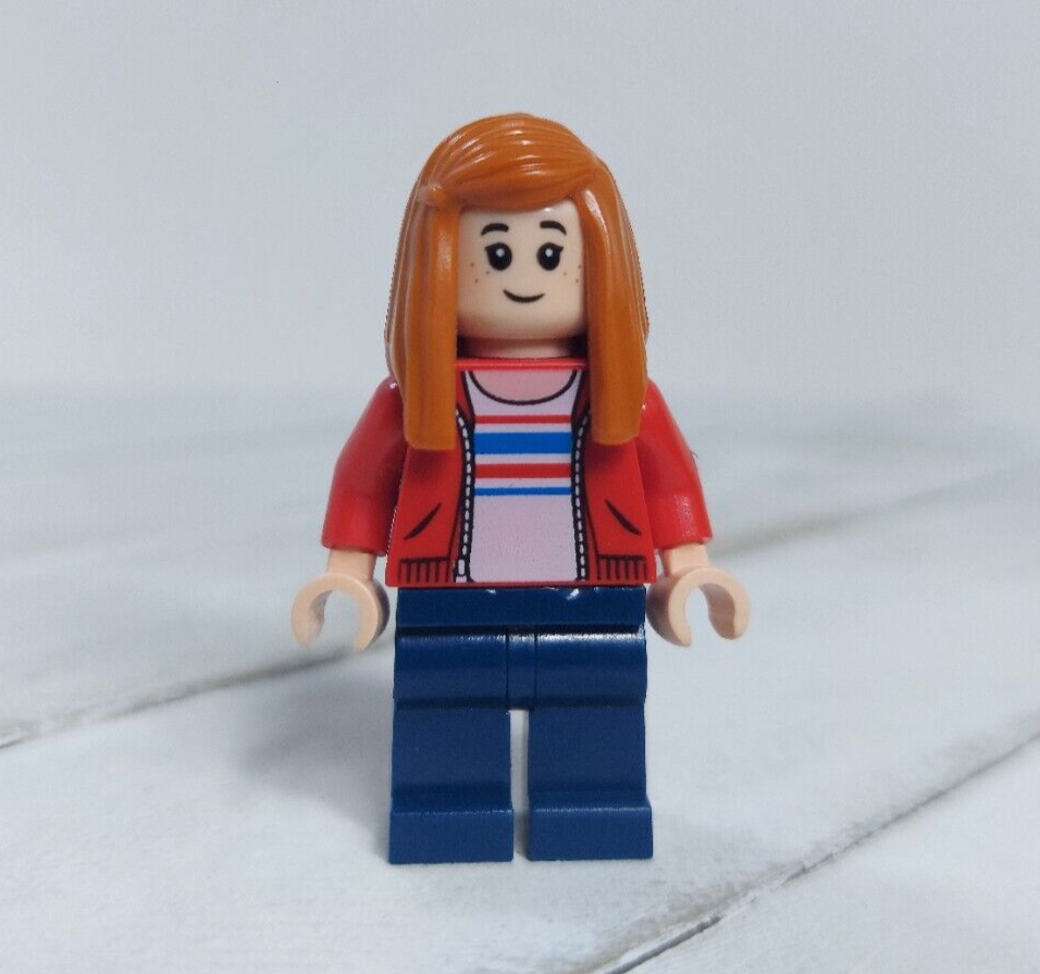 Maisie Lockwood (Red Jacket) Minifigure JW024-Jurassic World 2018