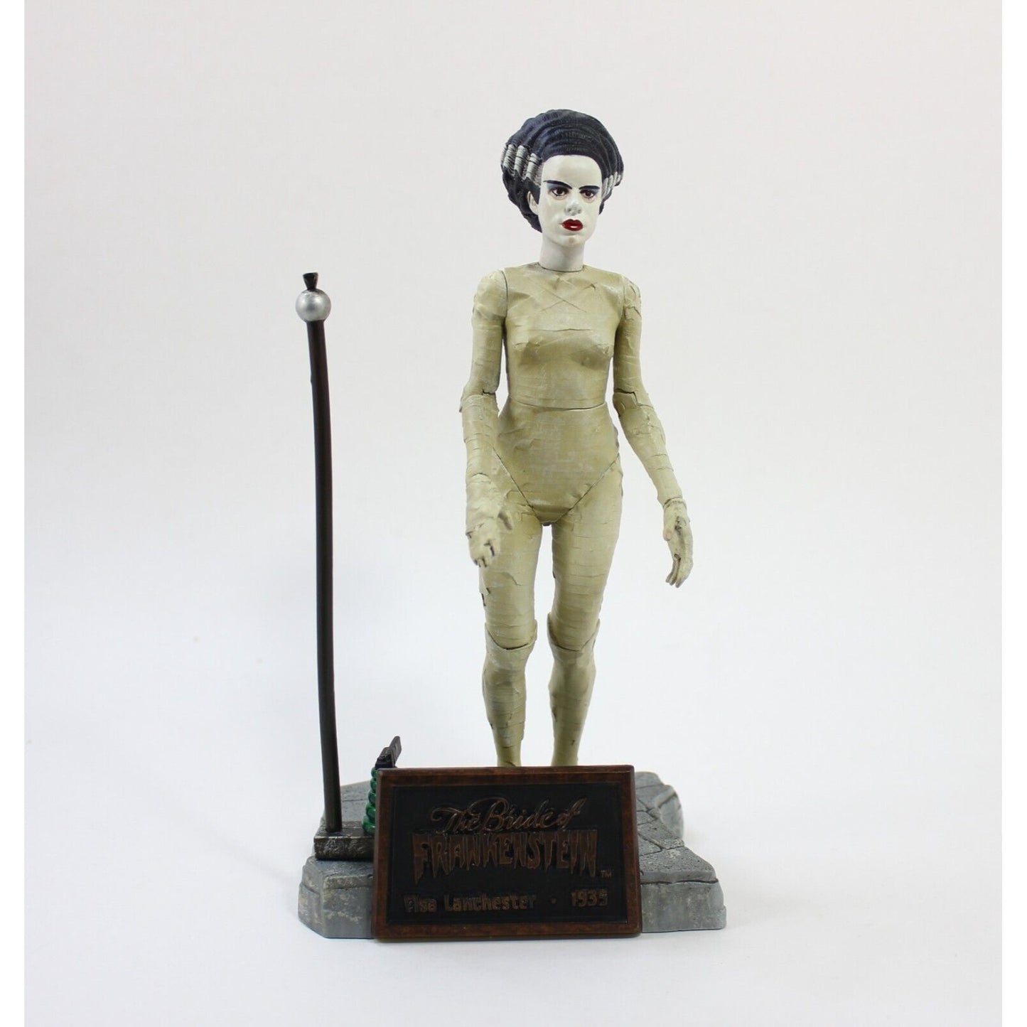 Vintage Sideshow Universal Monsters 8” Bride of Frankenstein Elsa Lanchester 1999 Pre-Owned